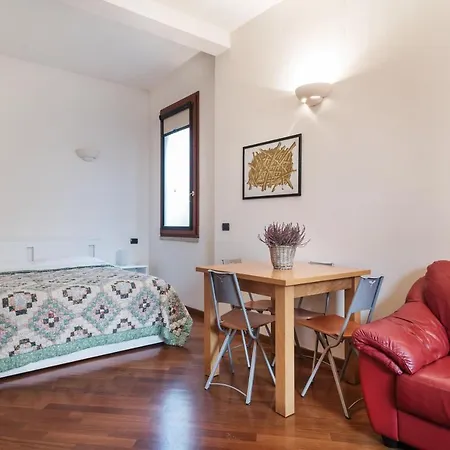 Apartment Bologna Central Studio *