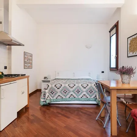 Bologna Central Studio * Bologna