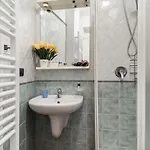 Guesthost - Apartment *
