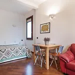 Apartment Guesthost - *